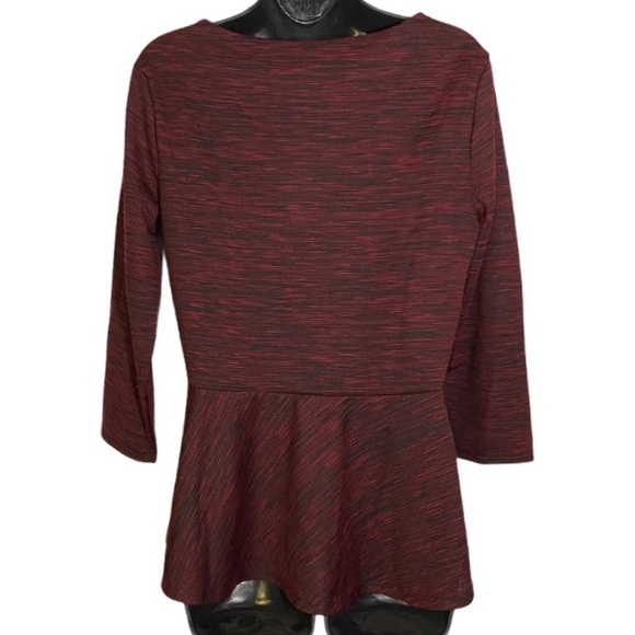 Carmen Marc Valvo Peplum Top Bracelet Sleeve Red and Black Women’s Size Medium - Picture 2 of 8